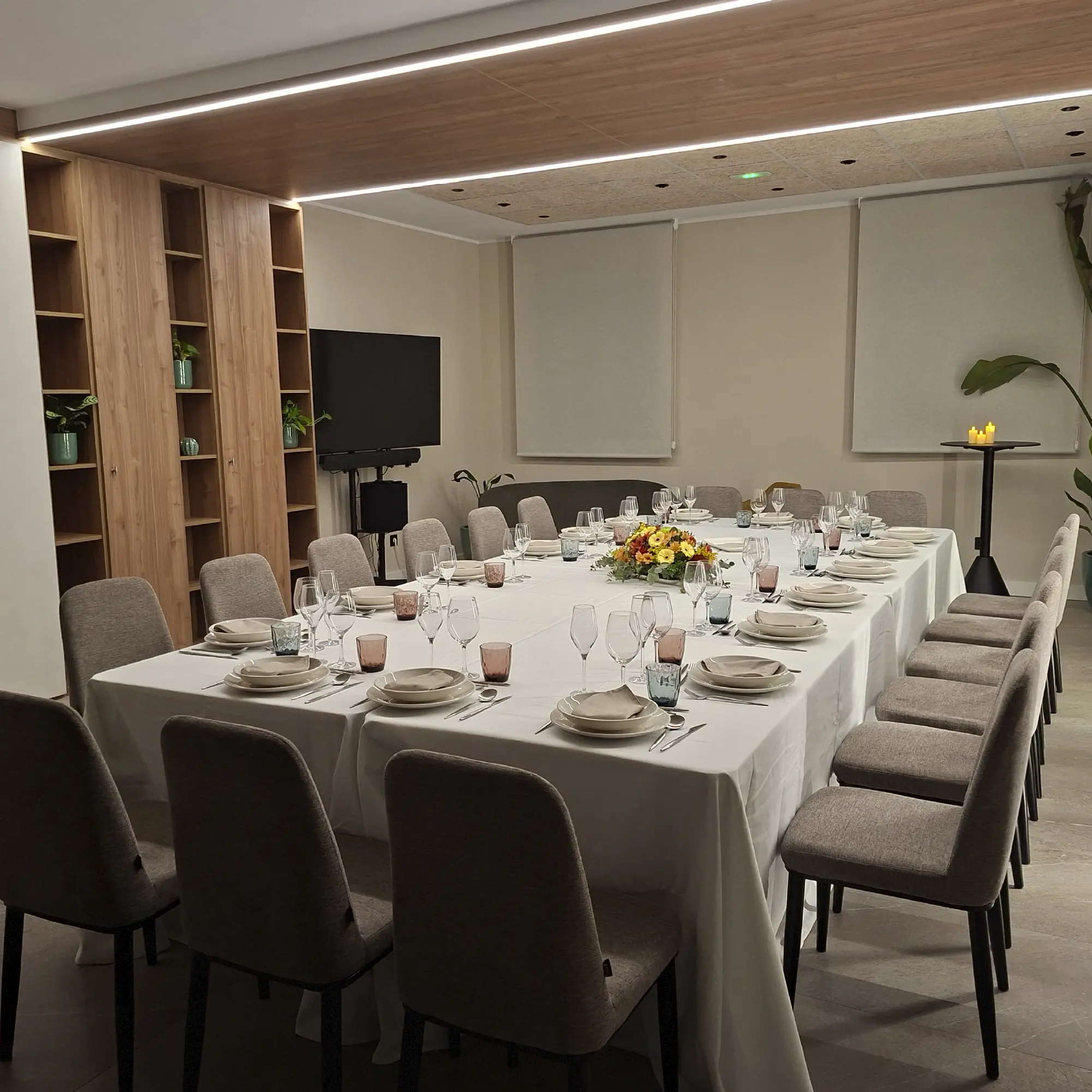 karpio15-eventos-leon-comensales_mesa